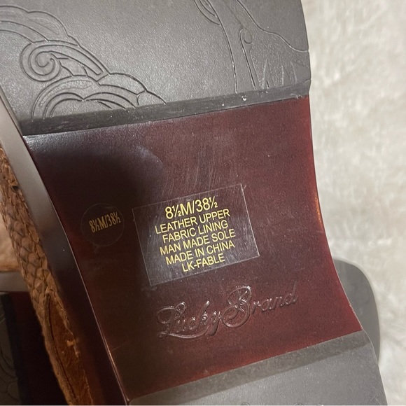 VINTAGE LUCKY BRAND Leather Embroidered Clogs - Picture 12 of 13